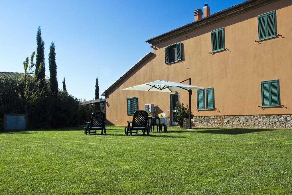 Agriturismo Ferruggini Болгери Экстерьер фото