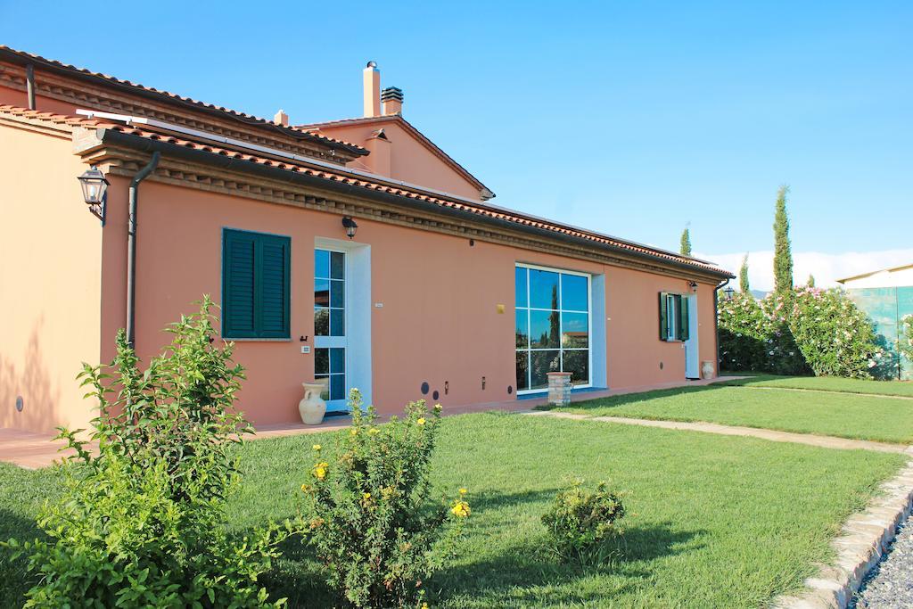 Agriturismo Ferruggini Болгери Экстерьер фото